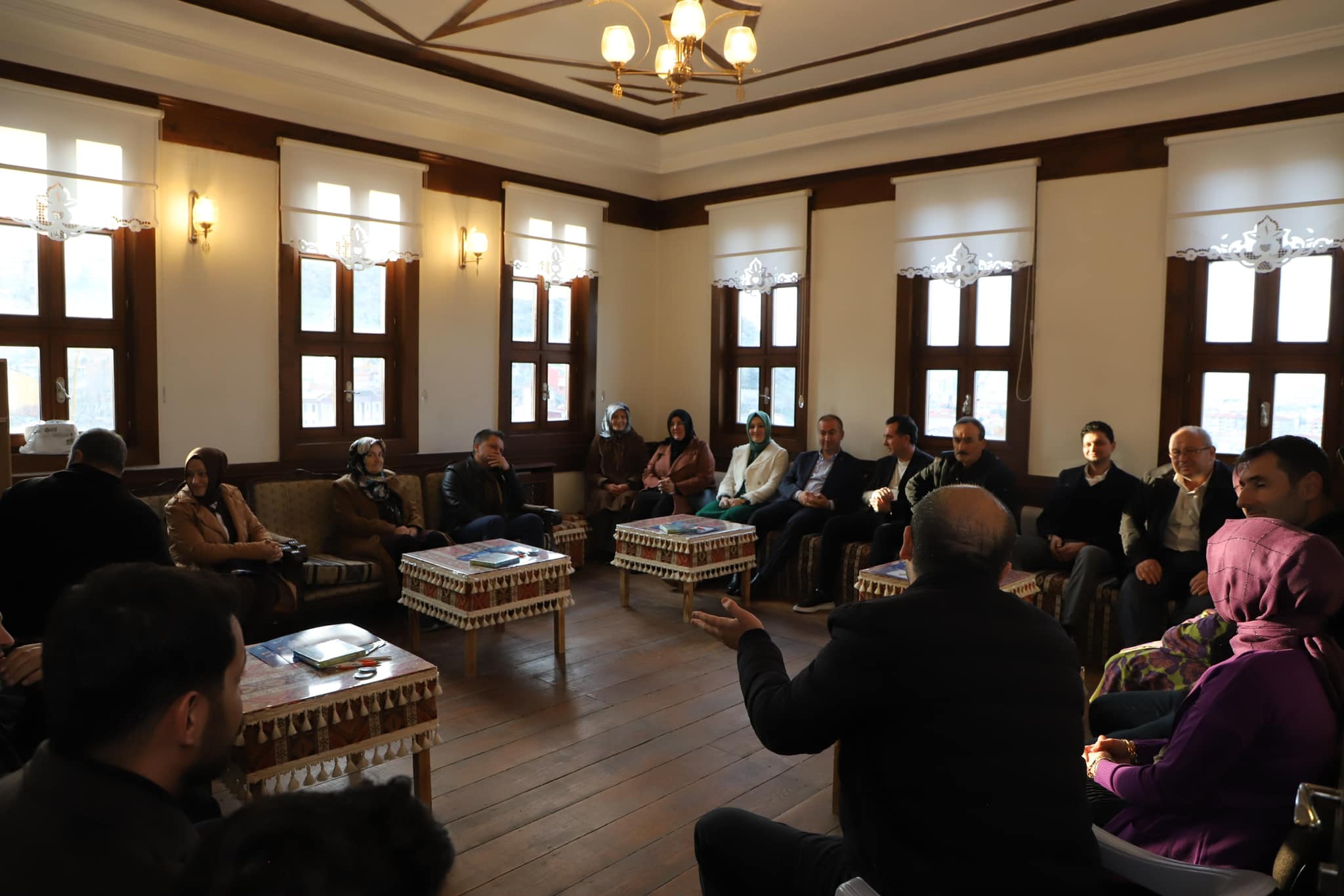 ULUÇAY’DAN  KAFKAS DERNEĞİ’NE ZİYARET