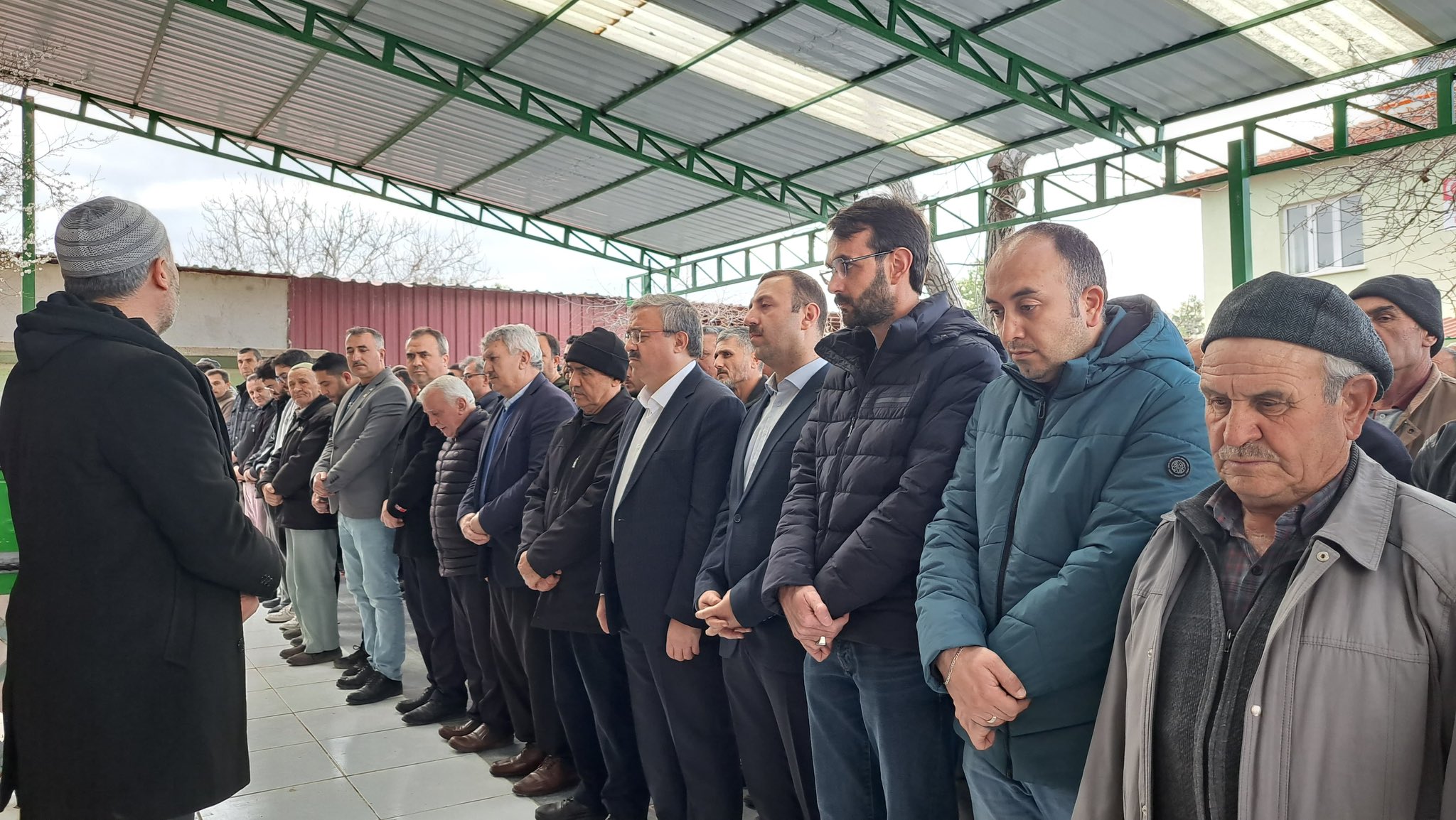YURDUNUSEVEN GÜRTEN'İ ACI GÜNÜNDE YALNIZ BIRAKMADI