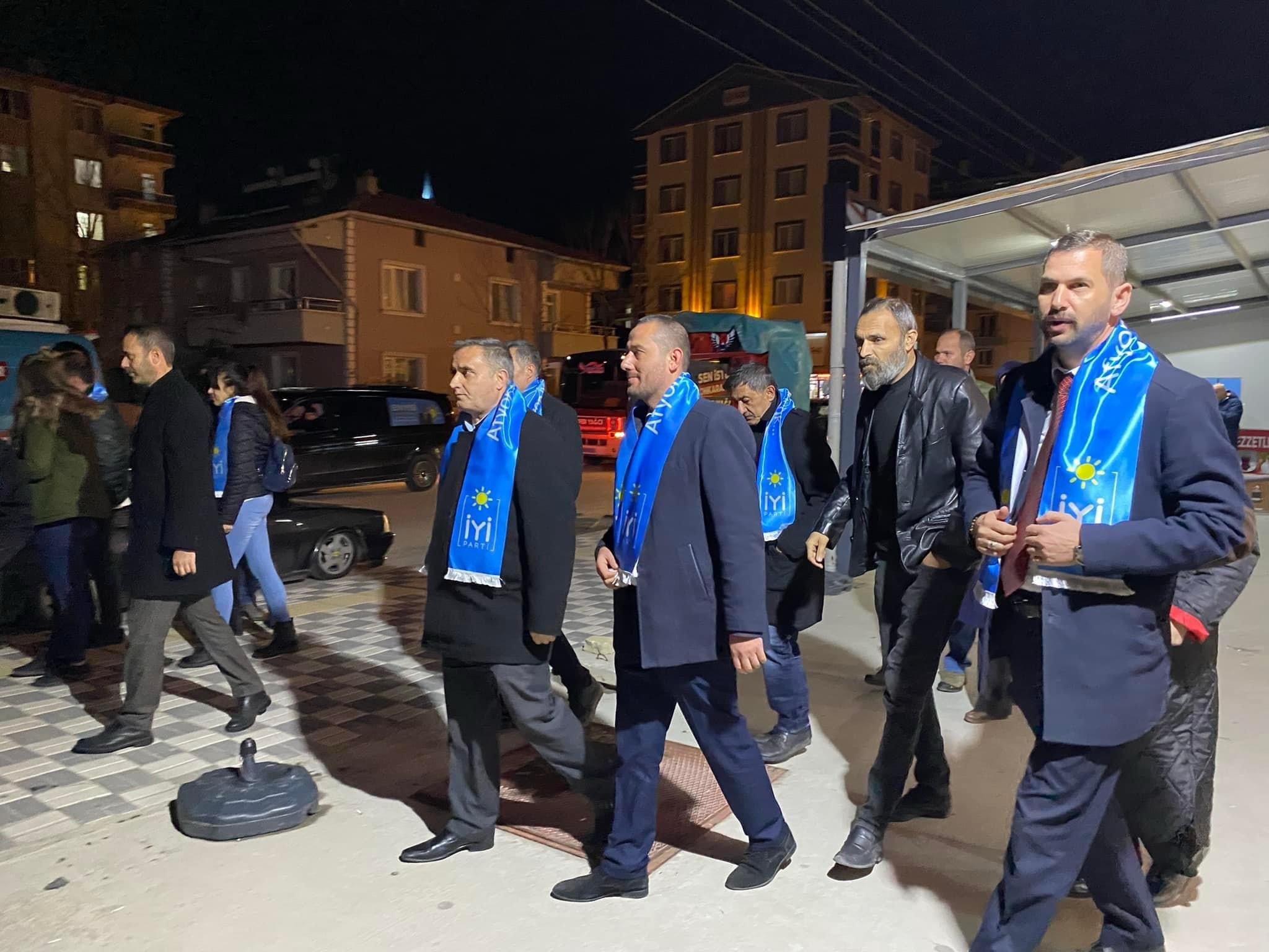 "YAĞCI, GENÇLERLE GELECEK İNŞA EDECEK: AFYONKARAHİSAR'DA YENİ VİZYON!"