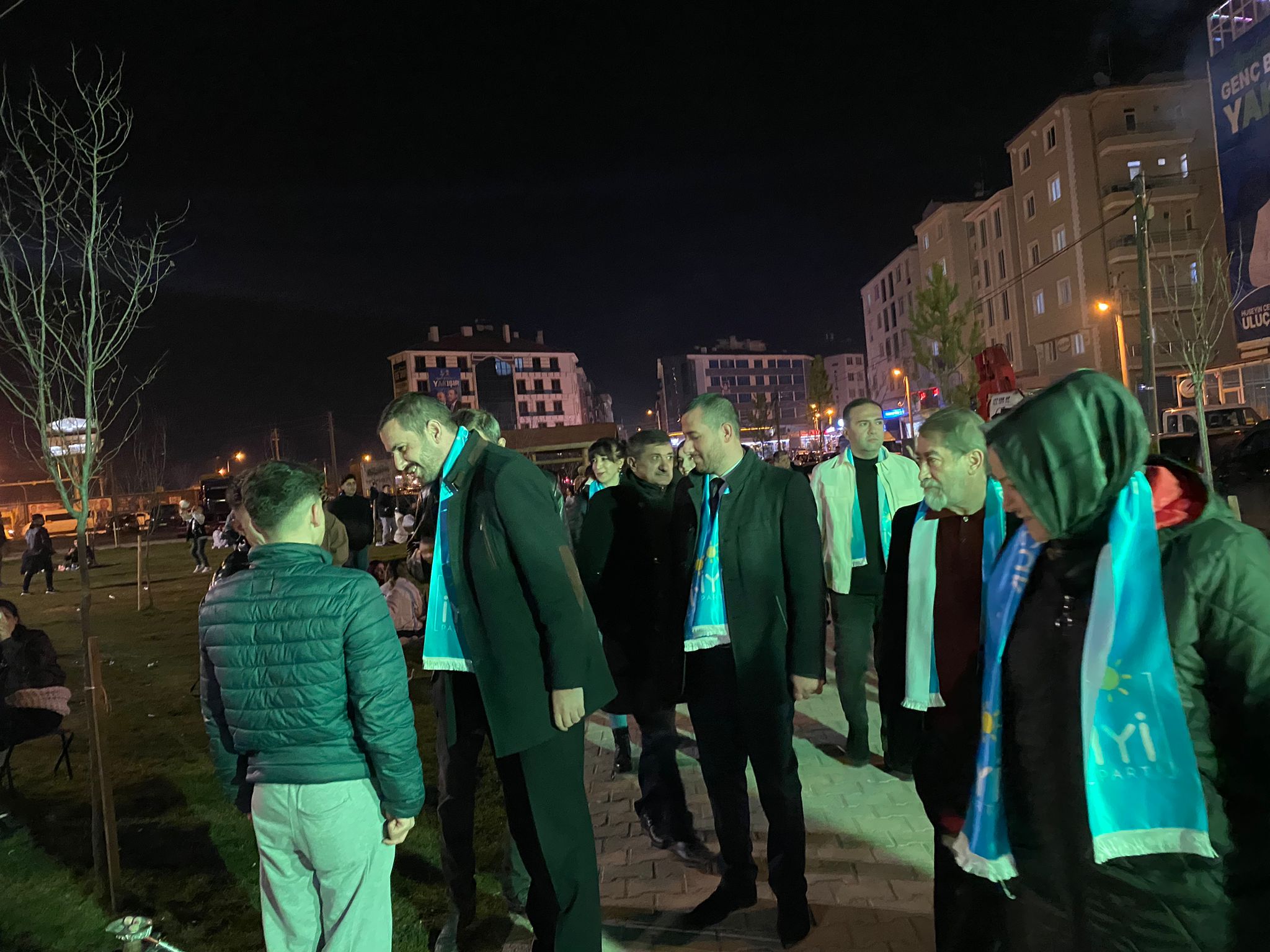 "YAĞCI, GENÇLERLE GELECEK İNŞA EDECEK: AFYONKARAHİSAR'DA YENİ VİZYON!"