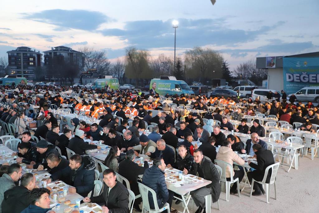 ULUÇAY, "EN DÜŞÜK BELEDİYE PERSONEL MAAŞI 31.511,13 TL OLACAK"