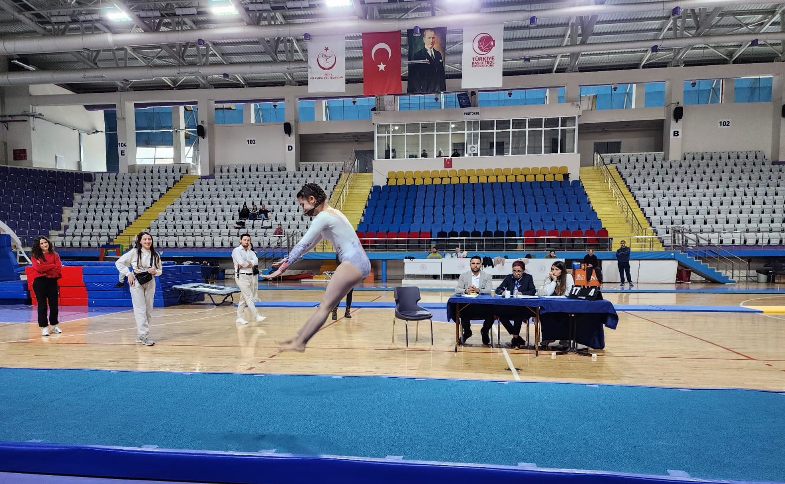 Afyon'da Öğrenciler Başarıya Doymuyor