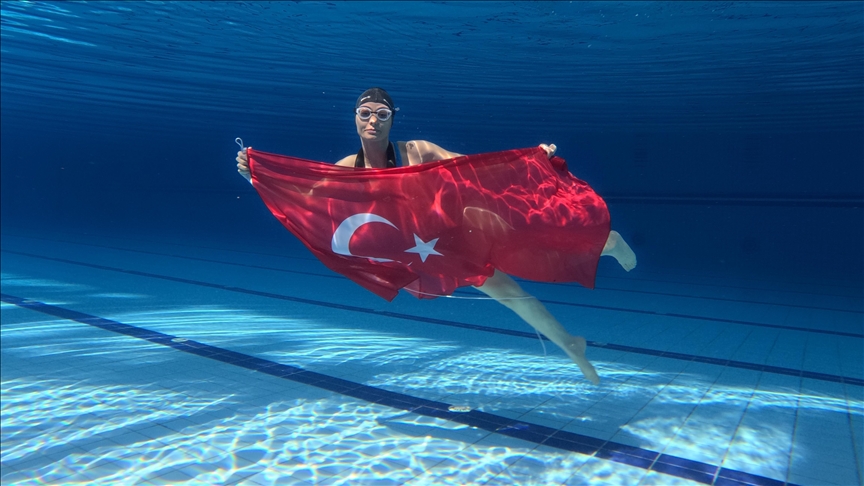 Tek Nefeste Türkiye Rekoru Kırdı