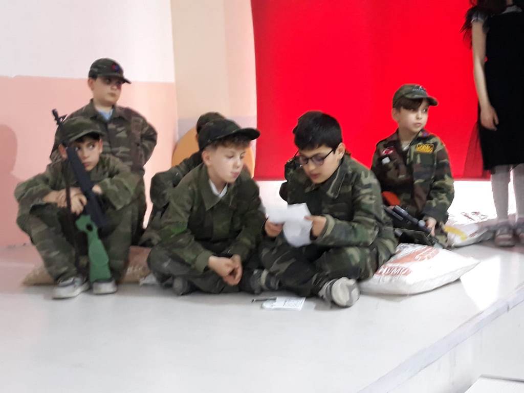 MİNİK ÖĞRENCİLER ÇANAKKALE'Yİ ANLATTILAR