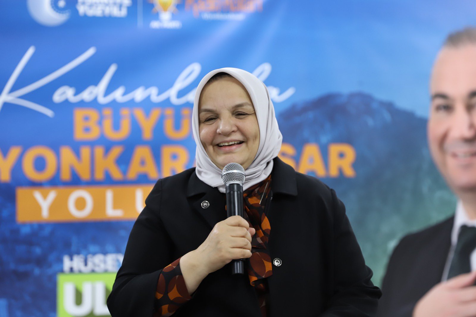 AK Partili Keşir Afyon'dan Seslendi Gündemi İse CHP'li Köksal Oldu