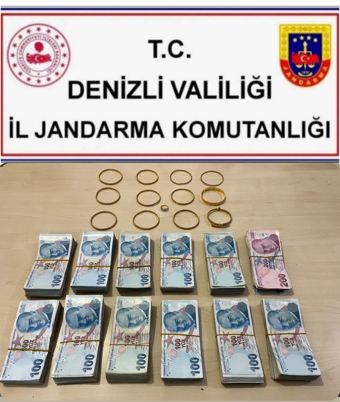 Yaşlı Kadını 900 Bin Lira Dolandırdılar