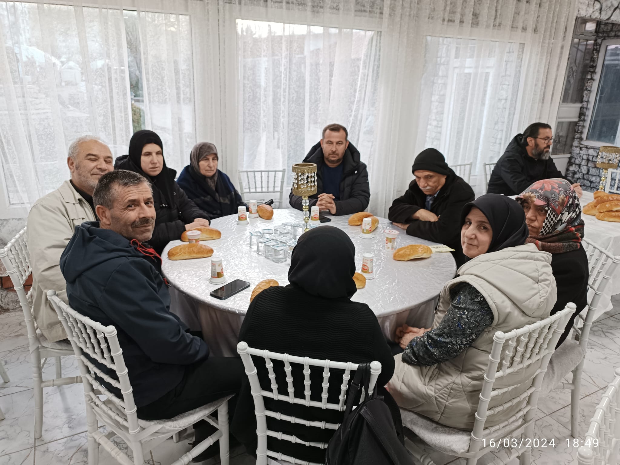 Altınokta Körler Derneği Afyonkarahisar Şubesi İlçelerde 50 Aileye Ramazan Kolisi Dağıttı