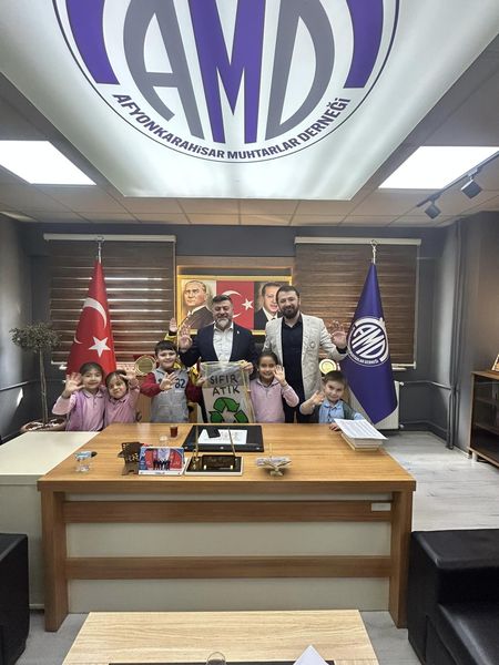 Başkan Uygur Ağır Misafirlerini Ağırladı