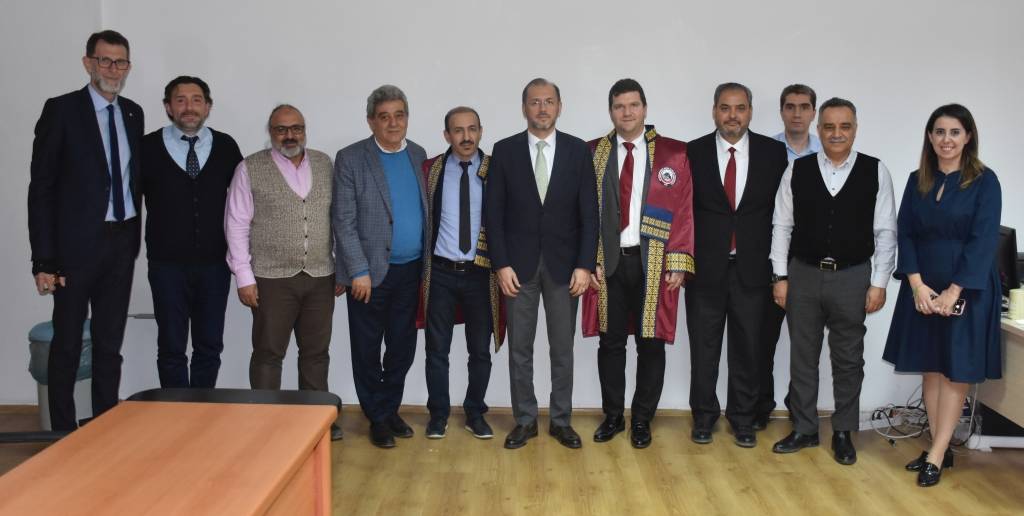 Başarılı Ortopedi Uzmanı Profesörlük Ünvanı Aldı