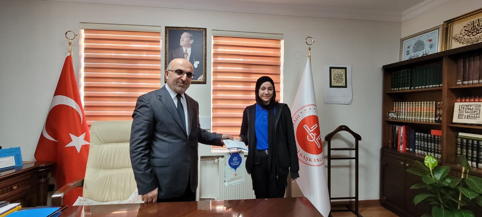 Afyonkarahisar İl Müftüsü İmamoğlu Dereceye Giren Öğrencilere Ödüllerini Verdi