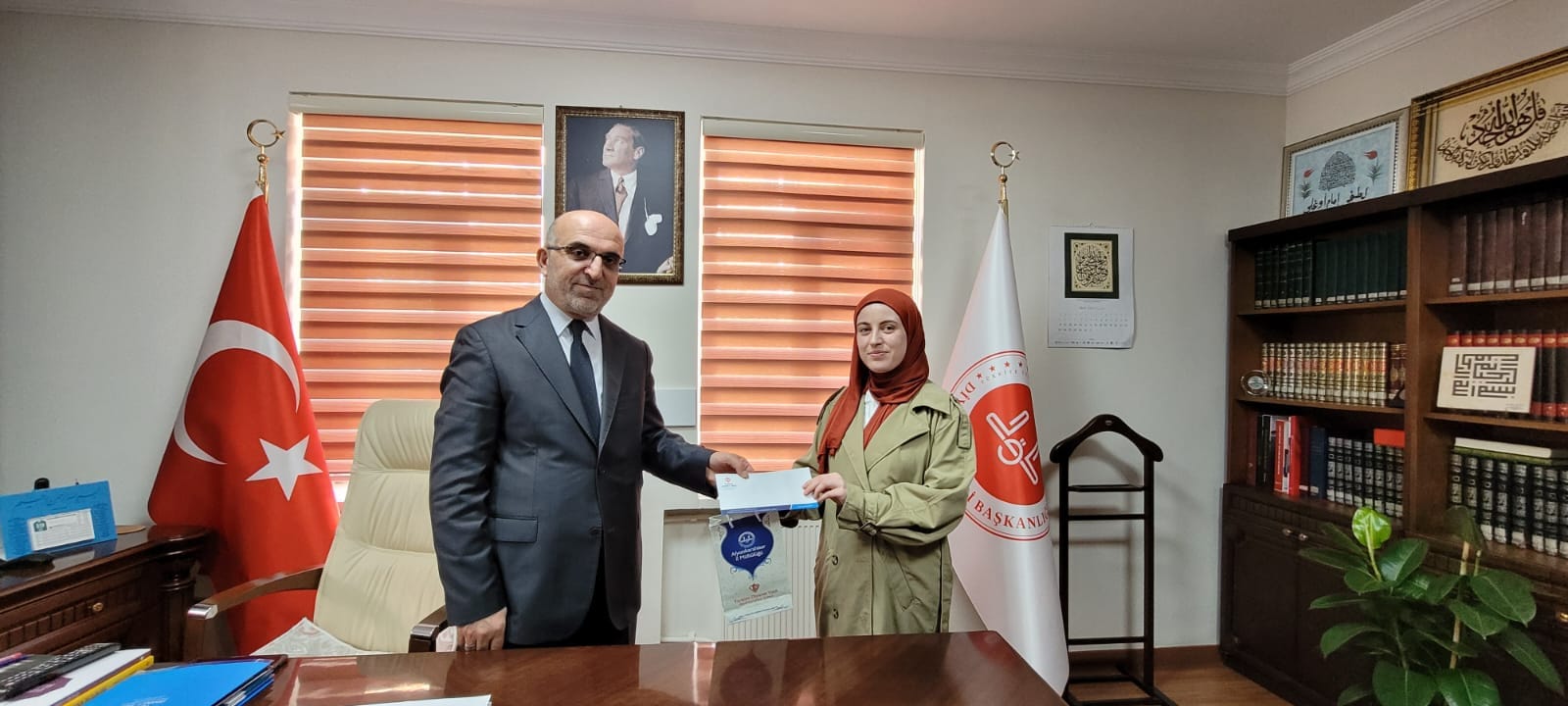 Afyonkarahisar İl Müftüsü İmamoğlu Dereceye Giren Öğrencilere Ödüllerini Verdi