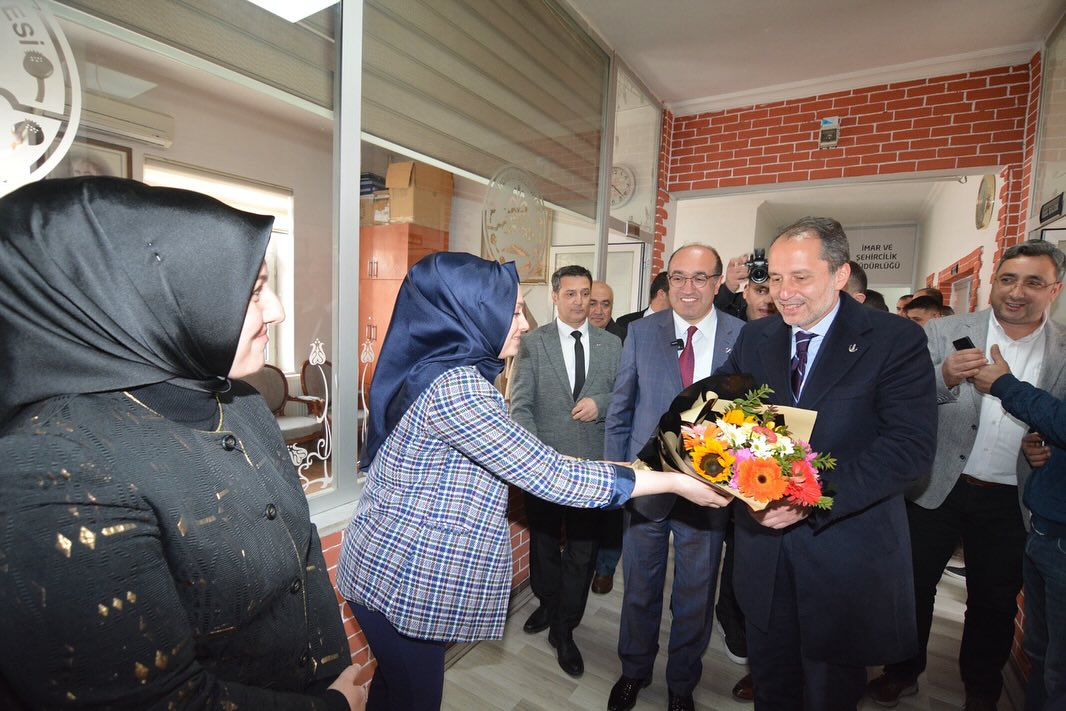 Sandıklı'da Erbakan Coşkuyla Karşılandı