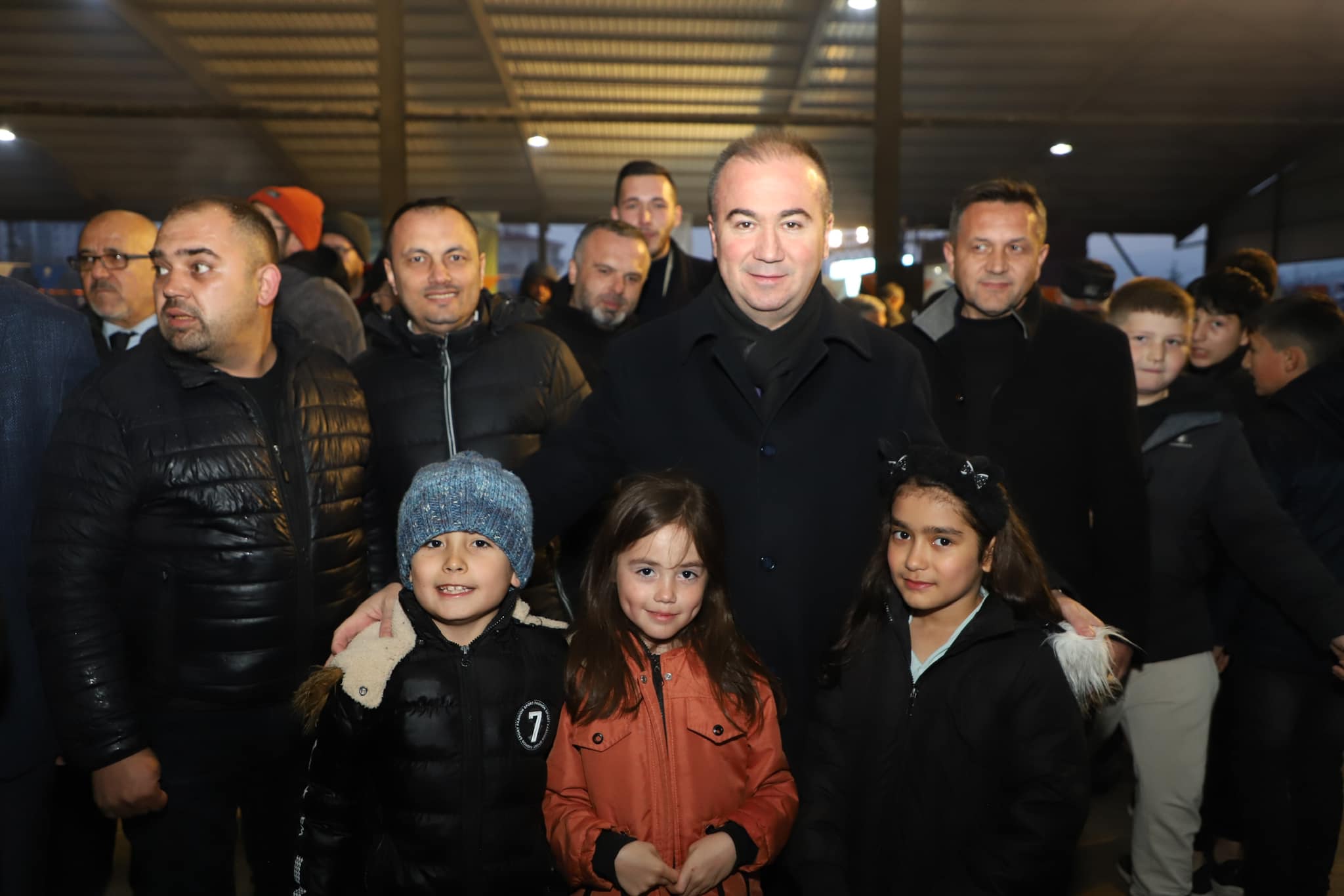 AK Partili Uluçay'a Fatih ve Eşrefpaşa'da Yoğun İlgi