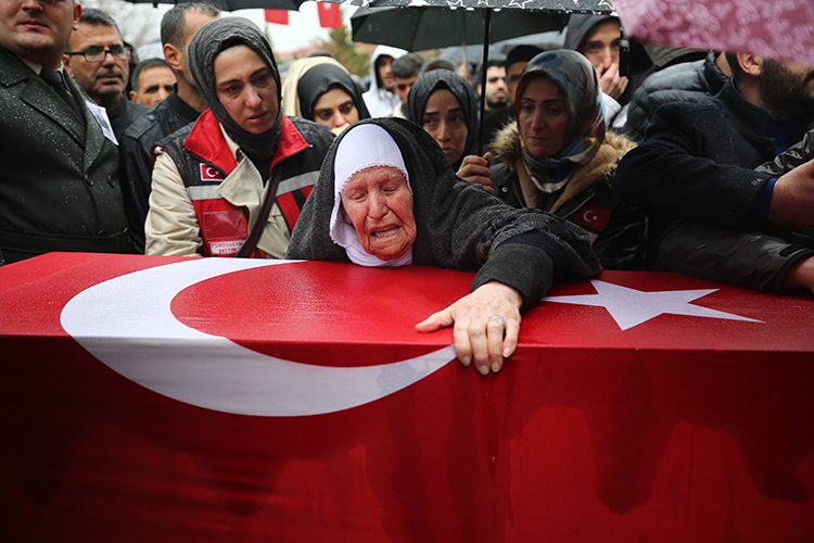 Şehit Teğmen Elçi Son Yolculuğuna Uğurlandı