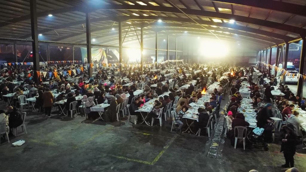 "BİZİM HAYALLERİMİZİ YATIRIMLAR SÜSLERKEN, MUHALEFET KAVGA DERDİNDE"