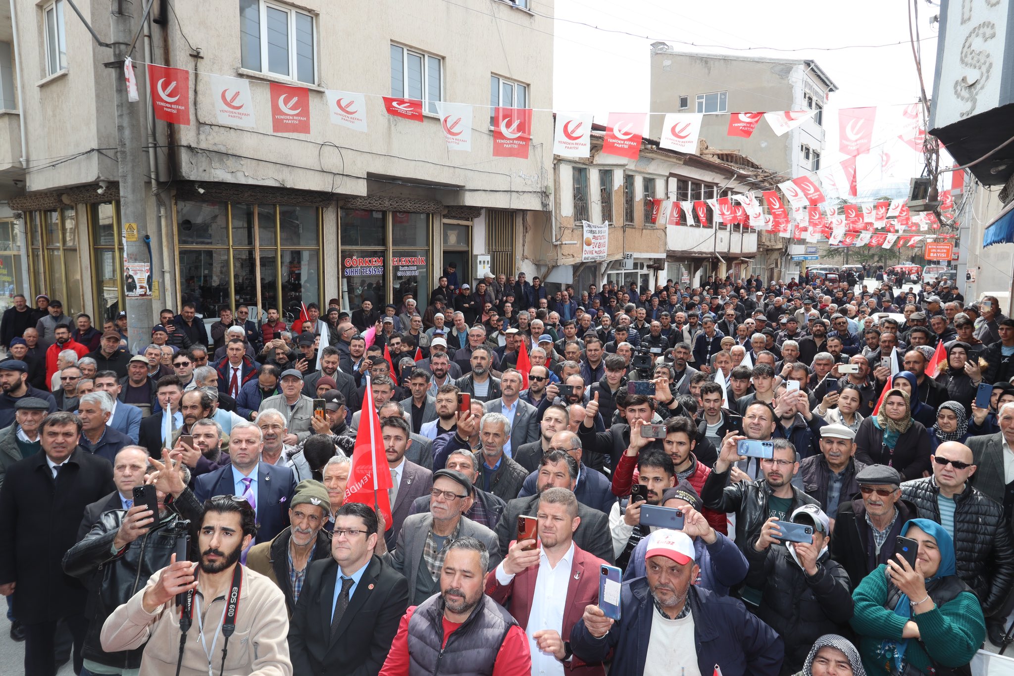 Yeniden Refahlı Erbakan Bolvadin'de Babasının İzinden Gitti