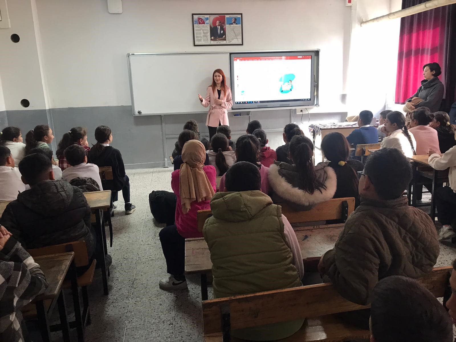 Sinanpaşa’da 55 Öğrenciye Eğitim Verildi