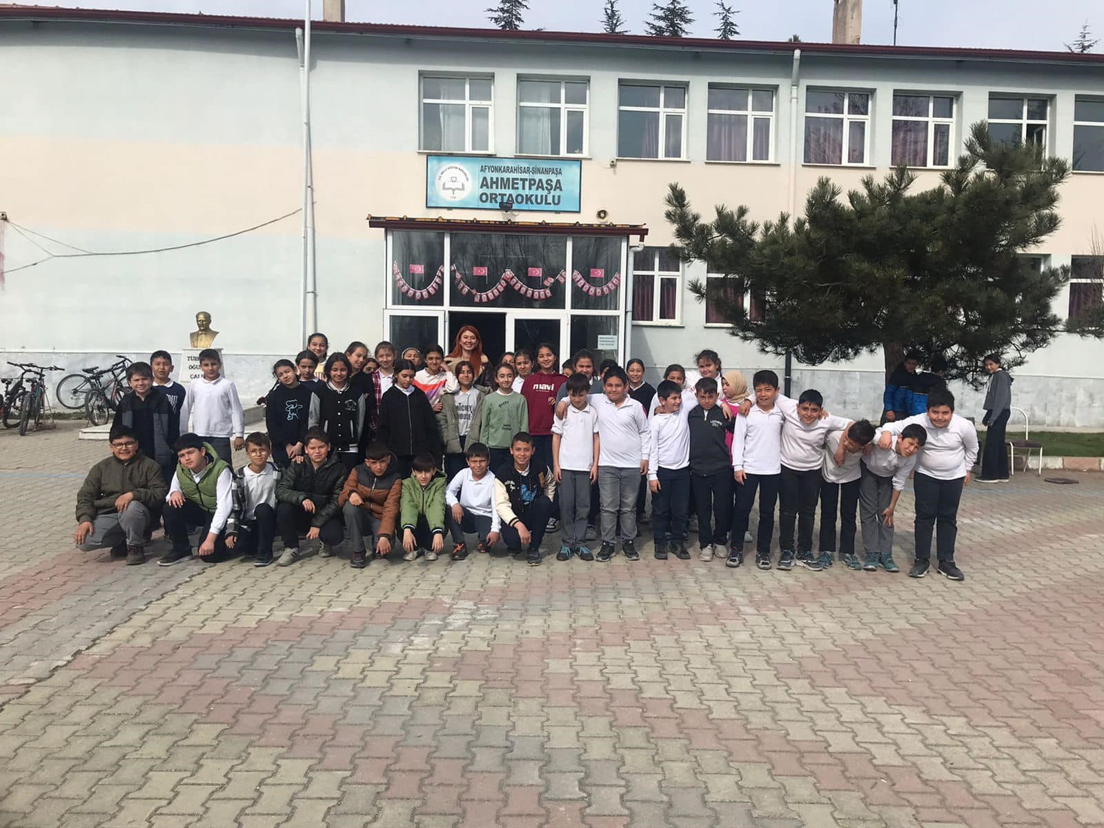 Sinanpaşa’da 55 Öğrenciye Eğitim Verildi