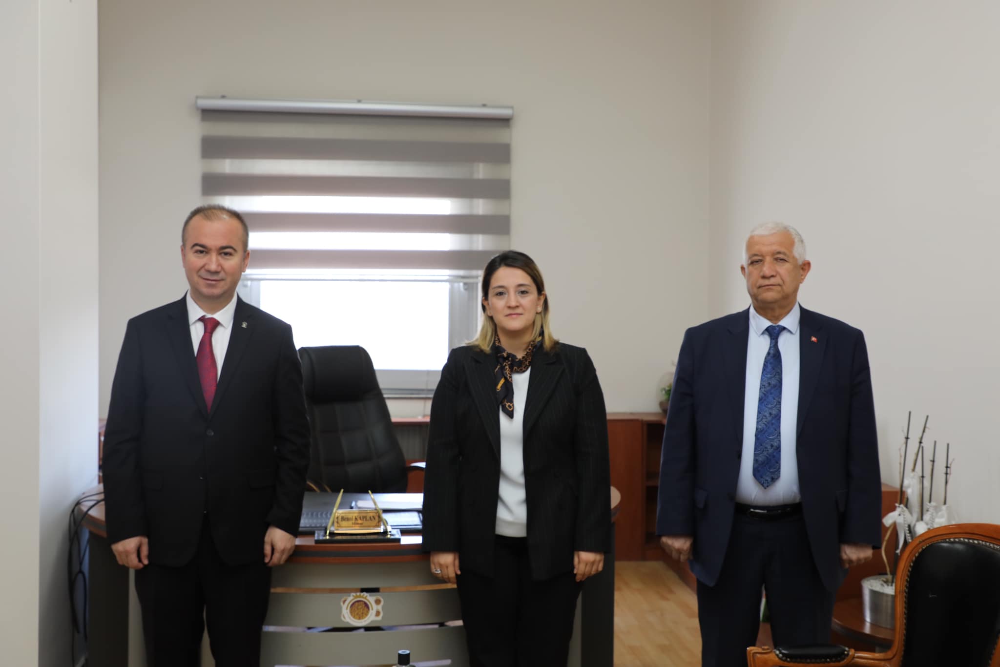 Ak Partili Uluçay  Başkan Zeybeği Ziyaret Etti