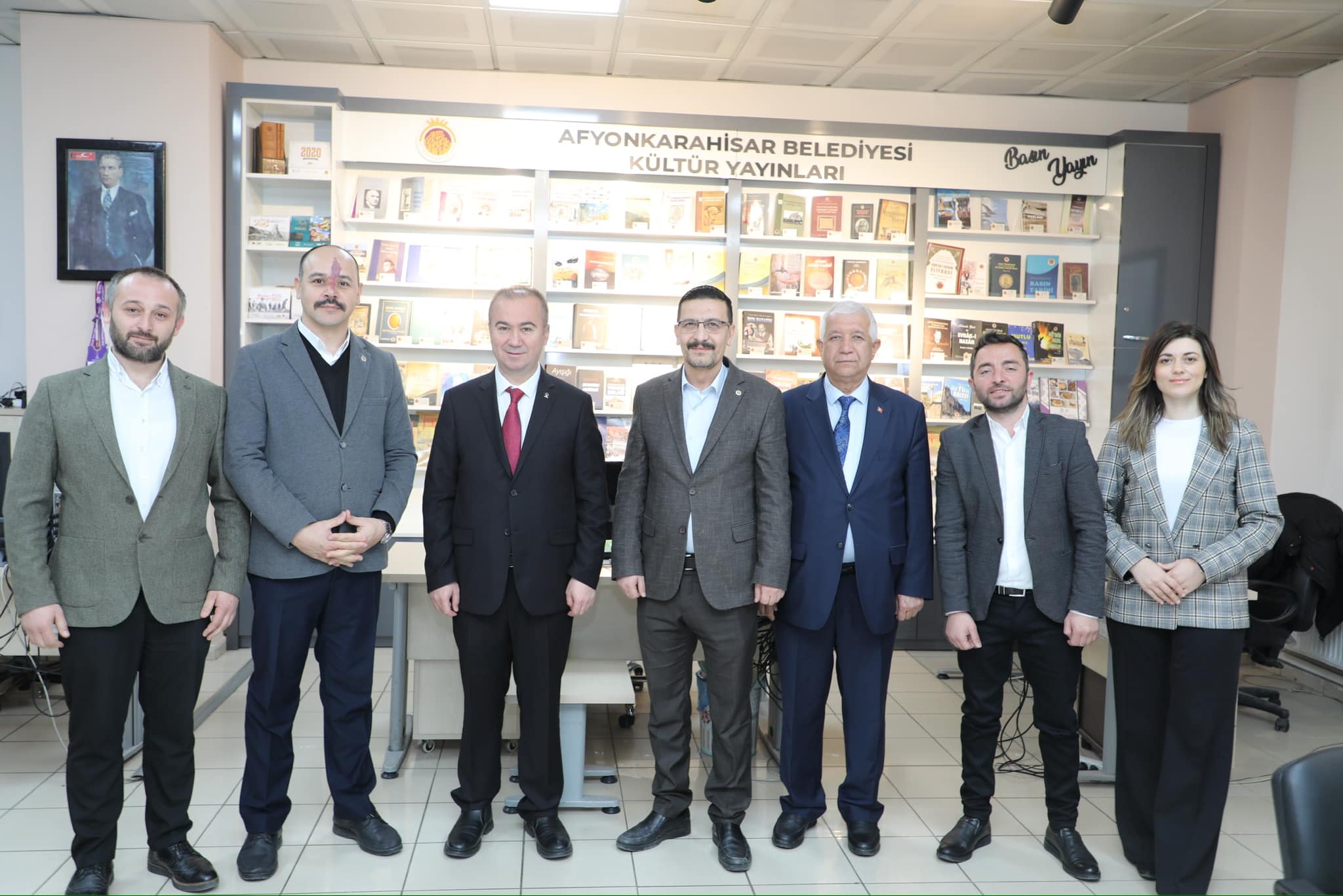 Ak Partili Uluçay  Başkan Zeybeği Ziyaret Etti