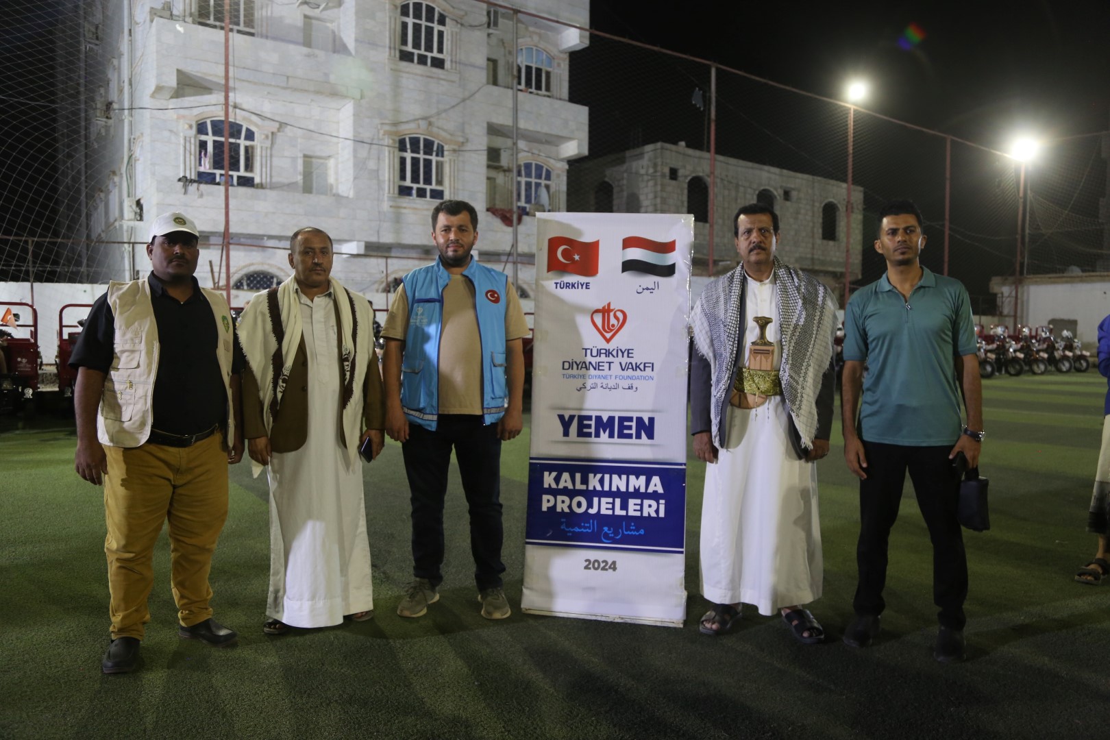 TDV YEMEN'DE 3 TEKERLEKLİ MOTOSİKLET DAĞITIMI YAPTI