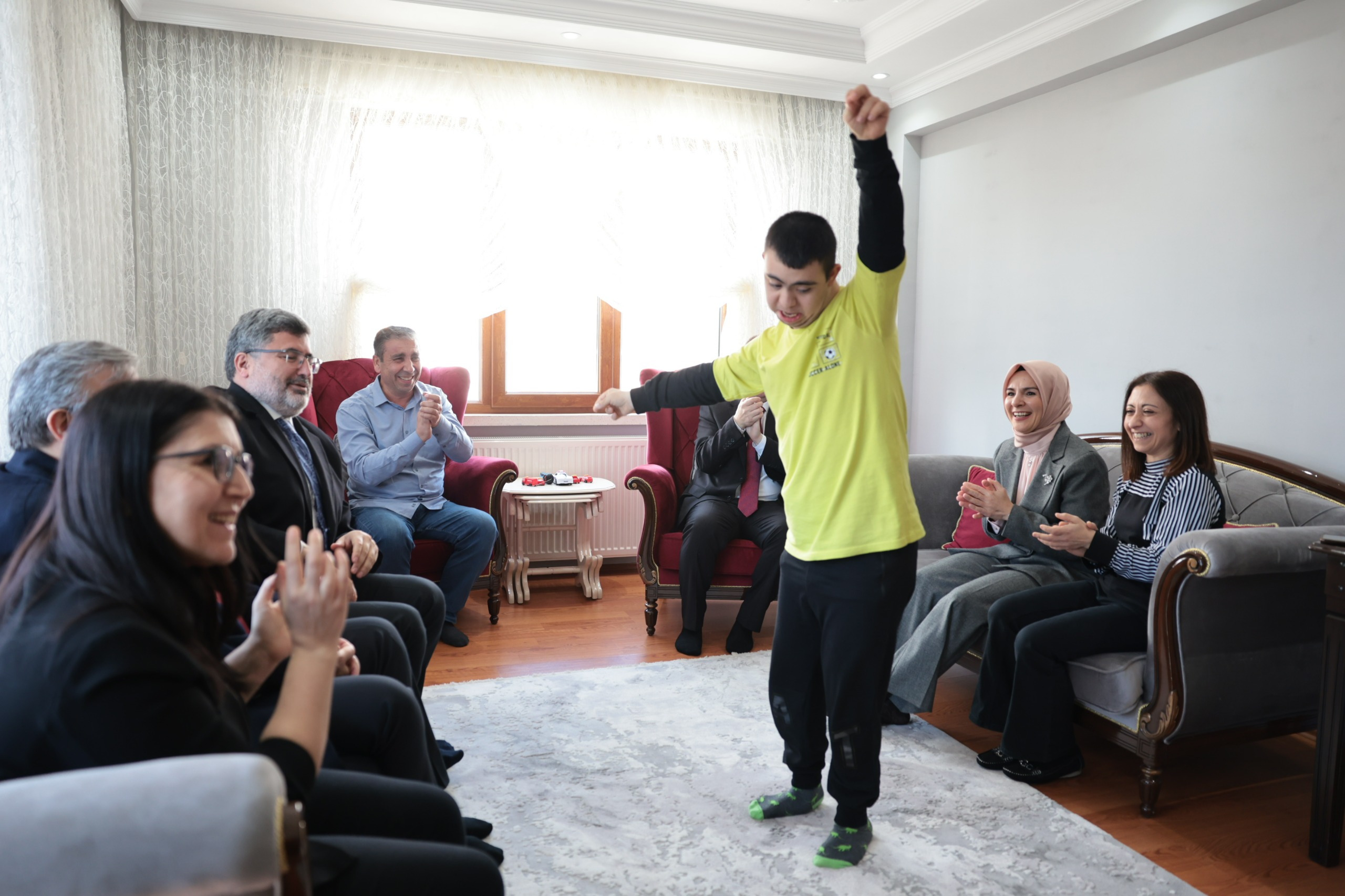 Bakan Göktaş'tan Anlamlı Ziyaret