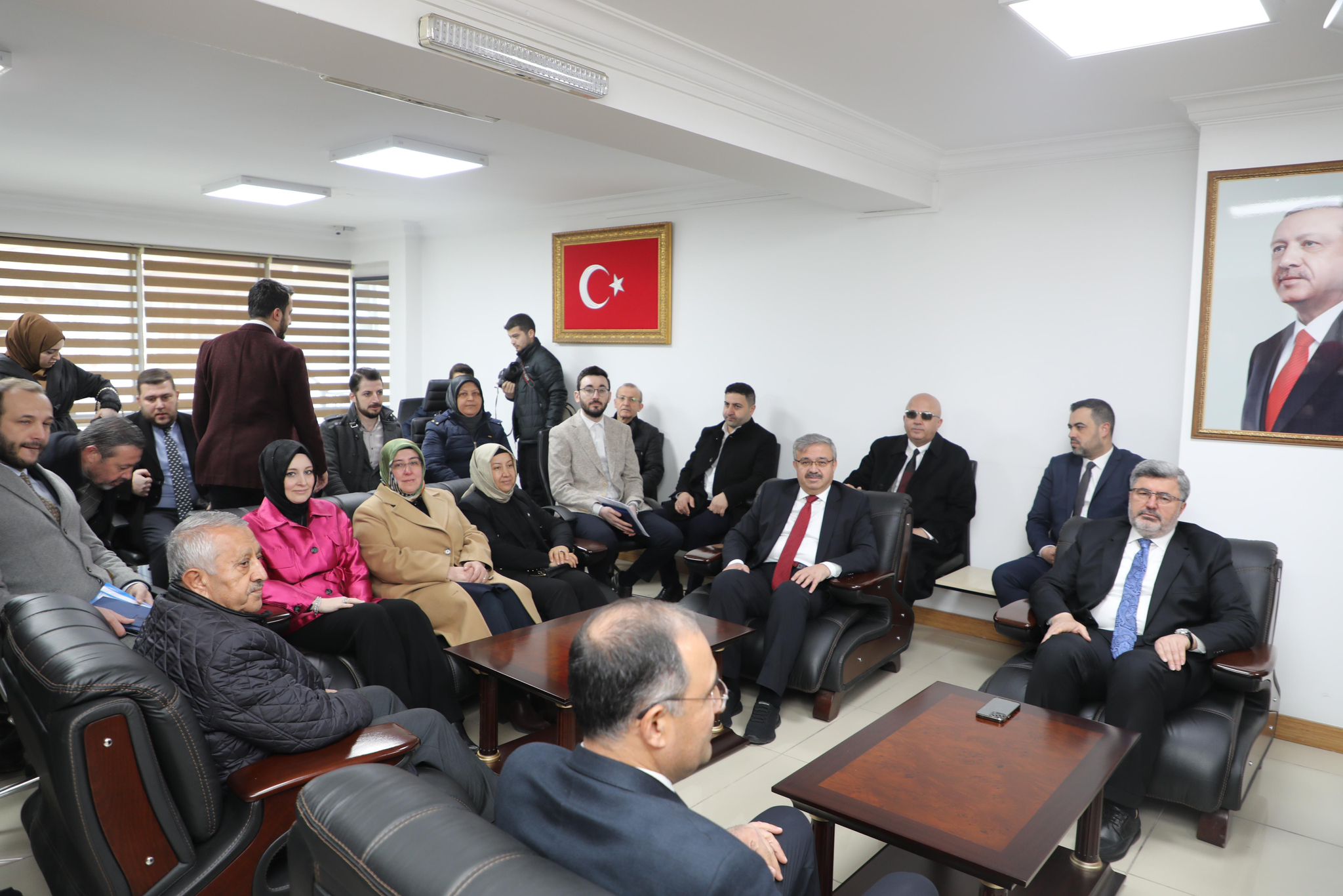 Bakan Göktaş, AK Parti İl Başkanlığı’nı ziyaret etti