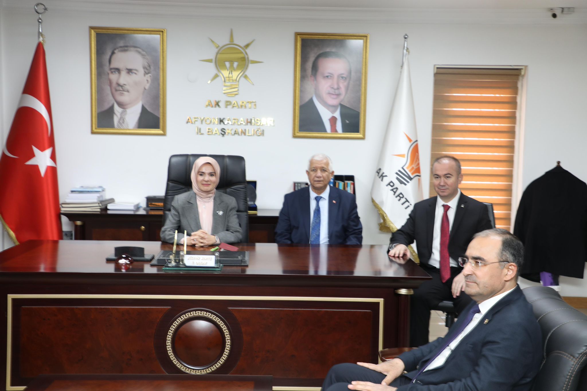 Bakan Göktaş, AK Parti İl Başkanlığı’nı ziyaret etti