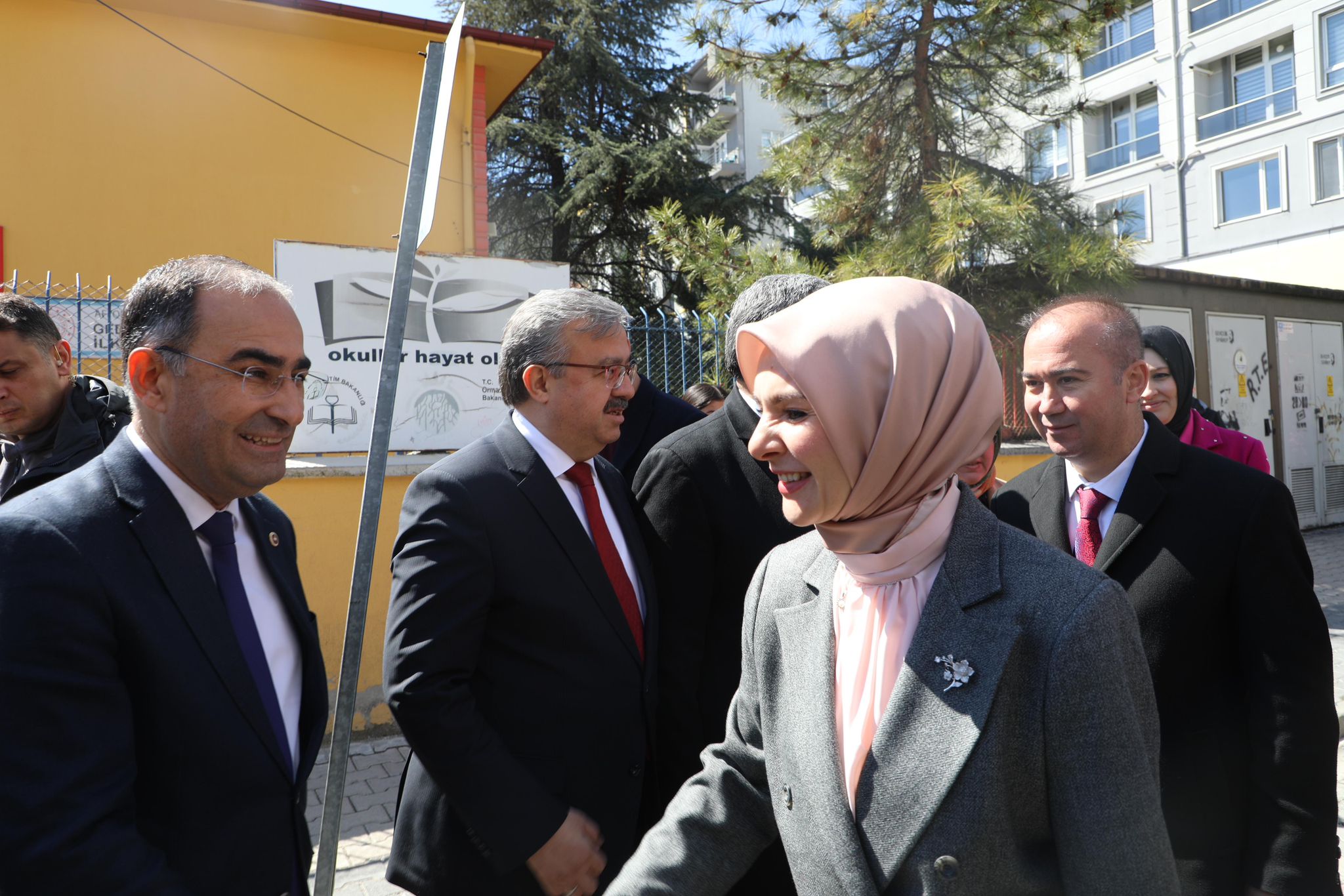 Bakan Göktaş, AK Parti İl Başkanlığı’nı ziyaret etti