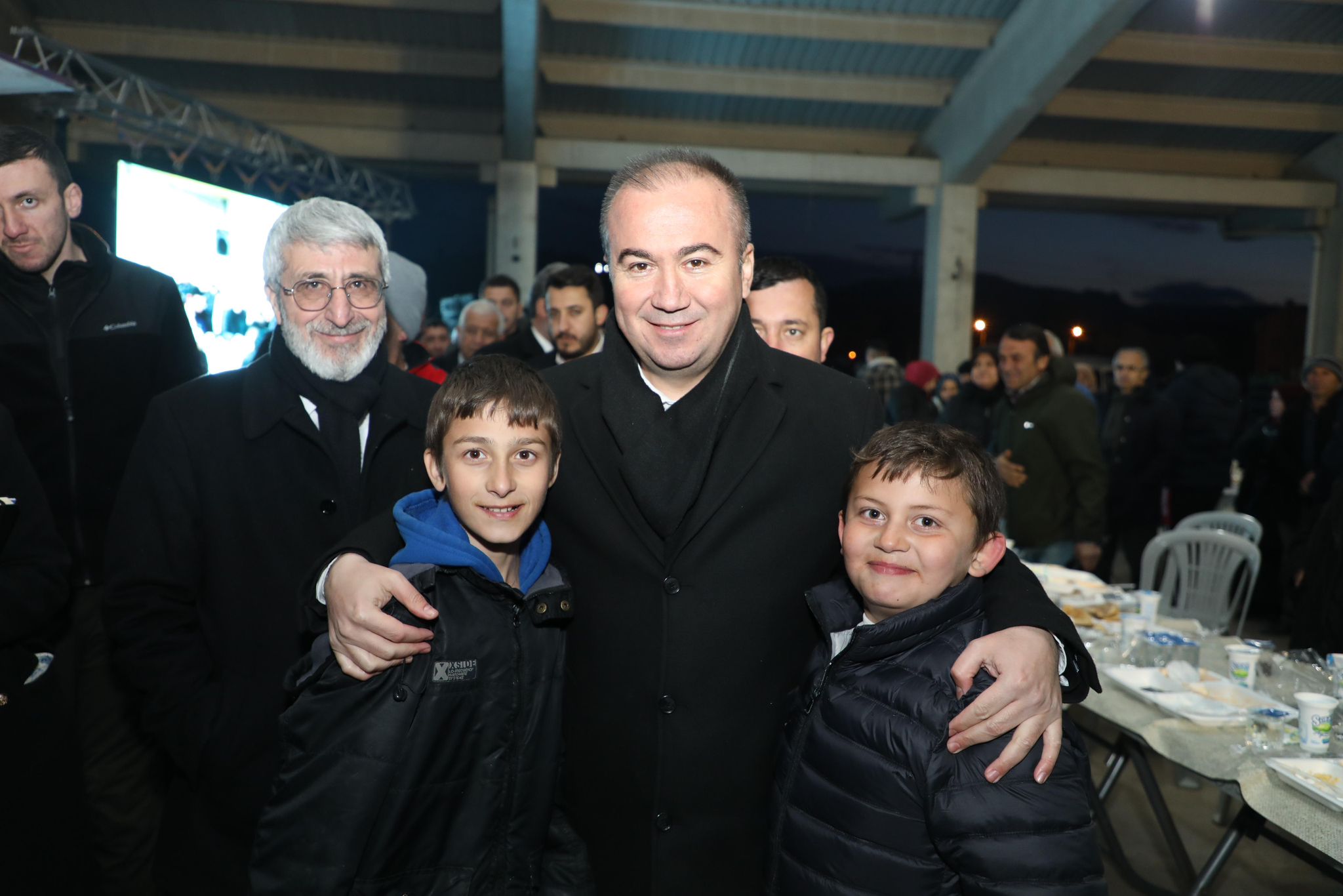 “SİZLERİN HİZMETKARI OLMAYA TALİBİM”