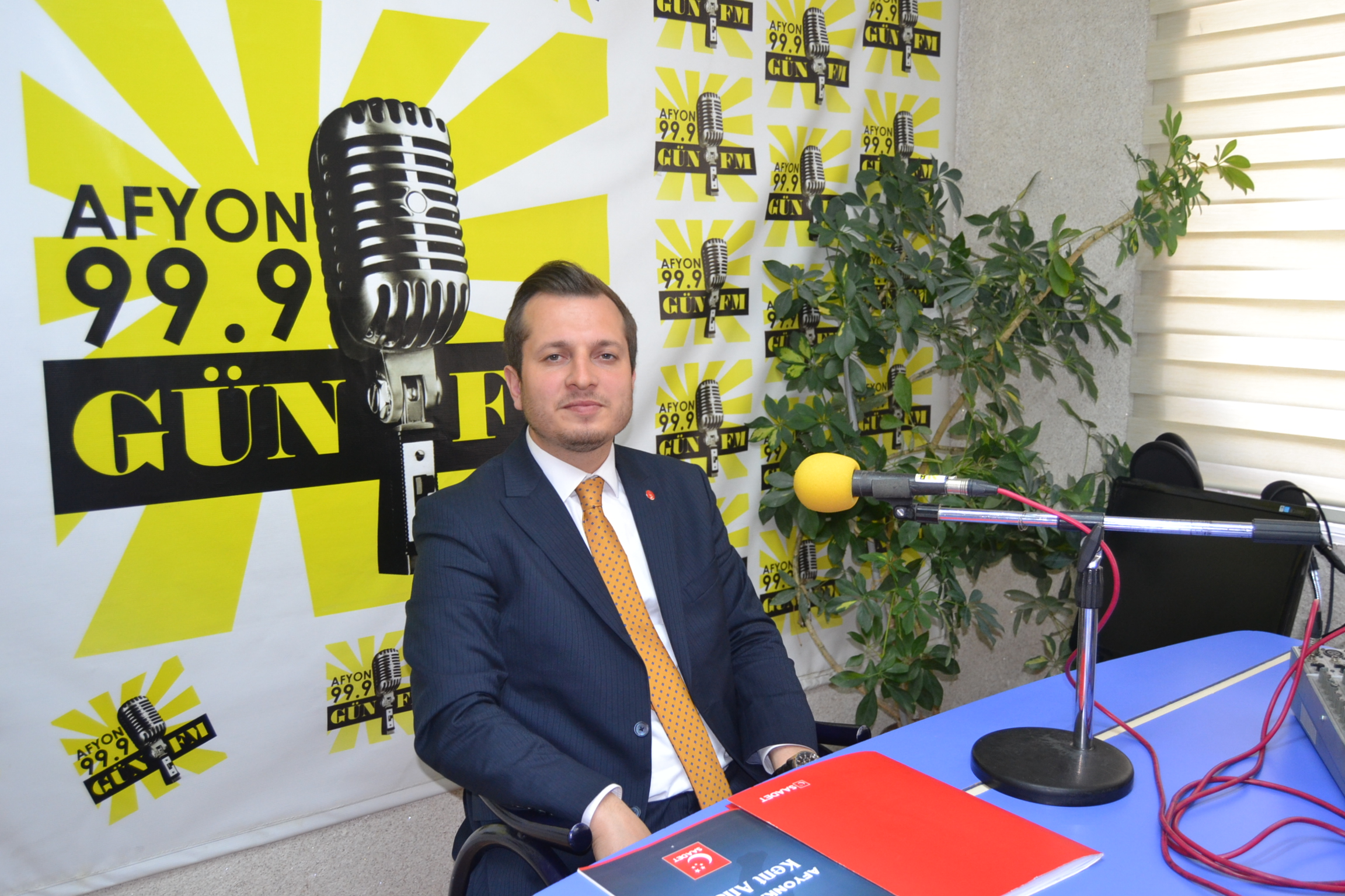 SAADET ADAYI KARATAŞ ‘AFYON’DA 30 BİN HANE YARDIMA MUHTAÇ’