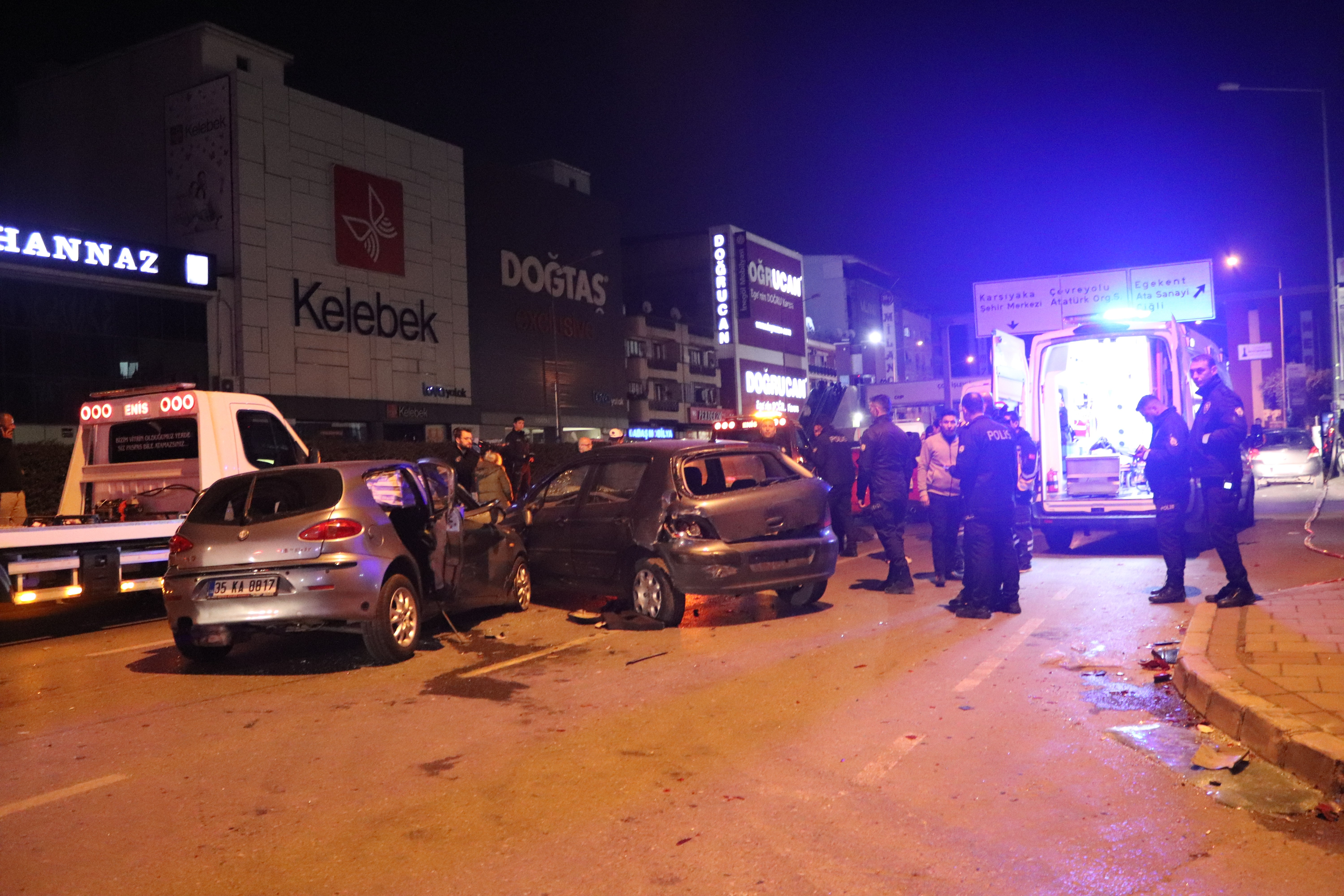 Feci Kazada Ortalık Savaş Alanına Döndü: 2 Ölü, 7 Yaralı