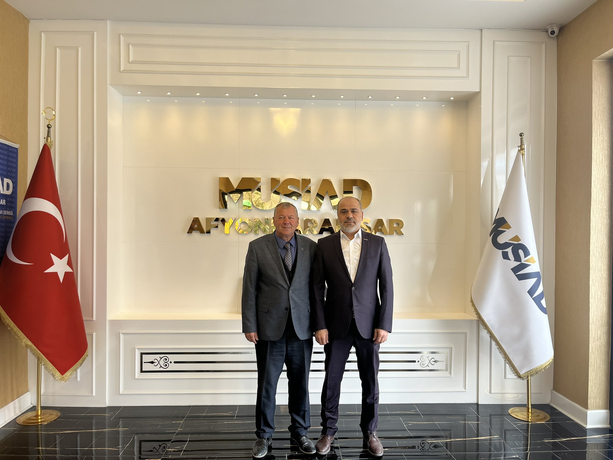 MHP'li Adaydan Başkan İşlek'e Ziyaret