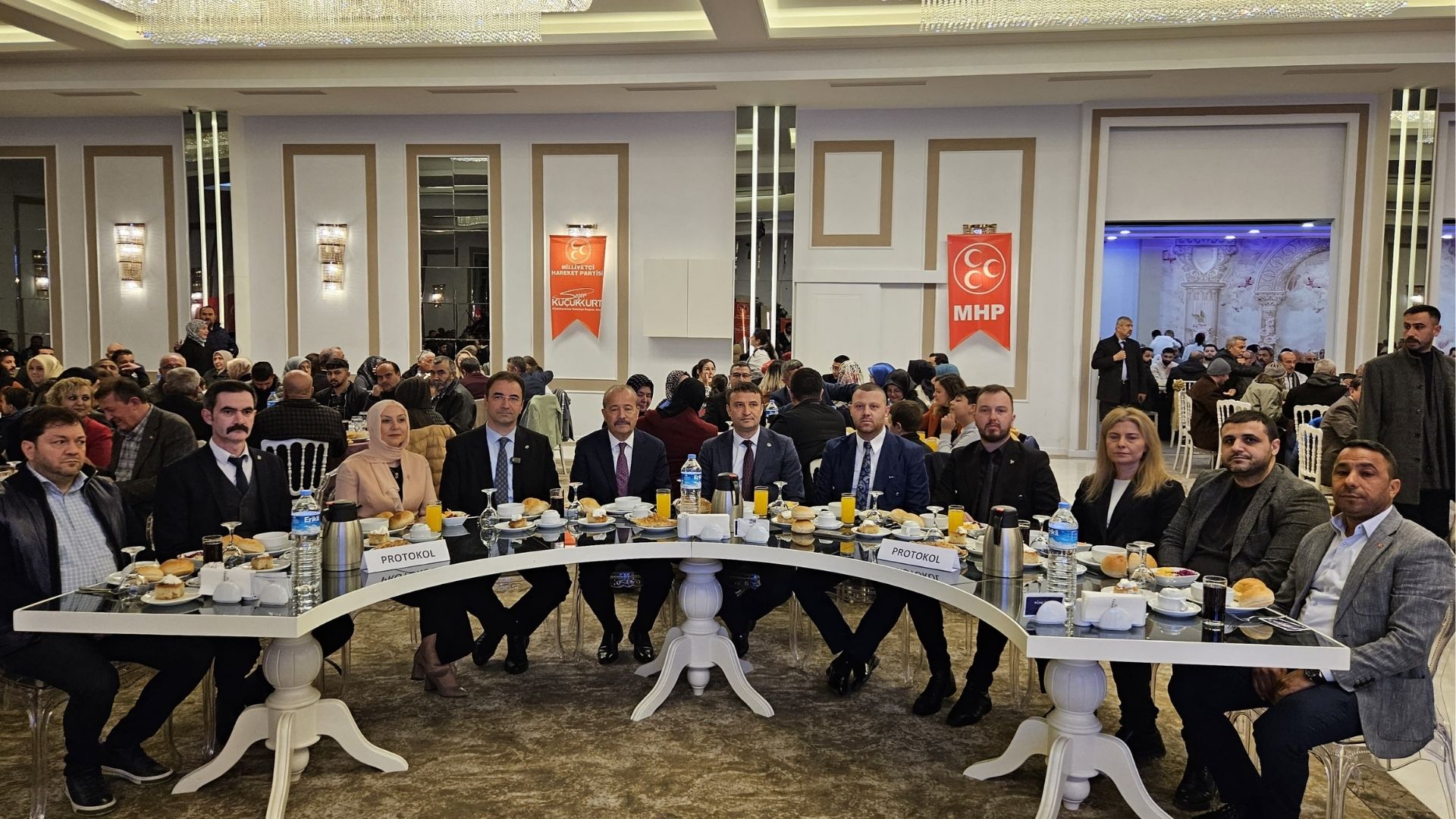 MHP İftar Programında Buluşuyor