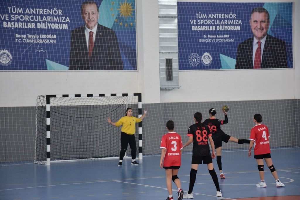 HENTBOL TÜRKİYE ŞAMPİYONASI TAMAMLANDI