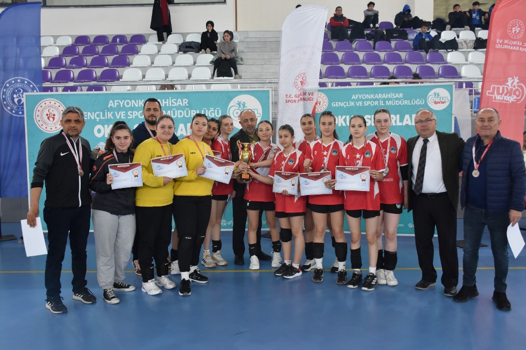 HENTBOL TÜRKİYE ŞAMPİYONASI TAMAMLANDI