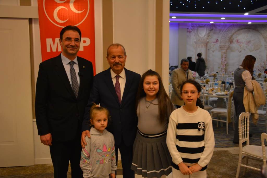 "AFYON'DA VESAYETİN KIRILMASINI İSTEYEN MHP'YE OY VERMELİ"