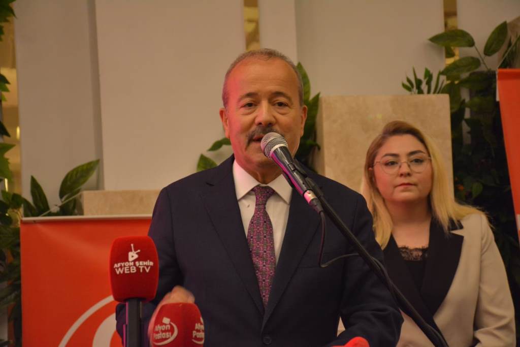 "AFYON'DA VESAYETİN KIRILMASINI İSTEYEN MHP'YE OY VERMELİ"