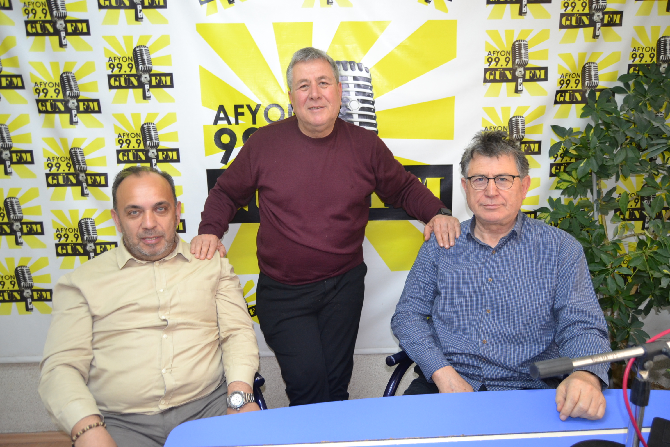“Bakanlar Afyon’u mesken tuttu”