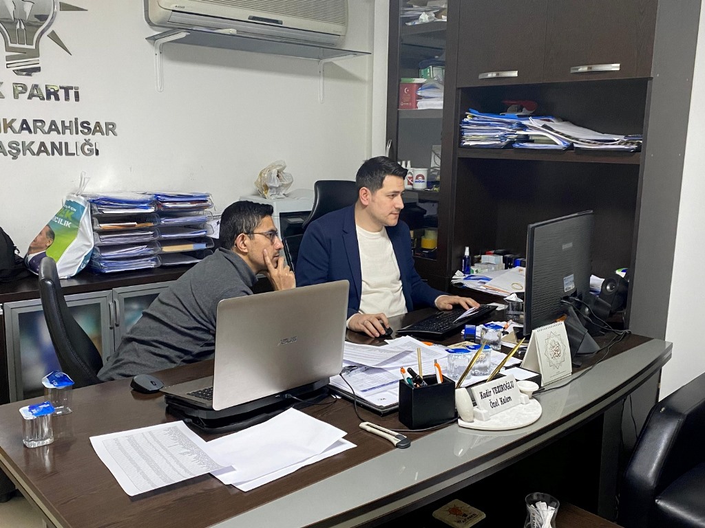 ULUÇAY VE EKİBİ SAHURA KADAR ÇALIŞIYOR