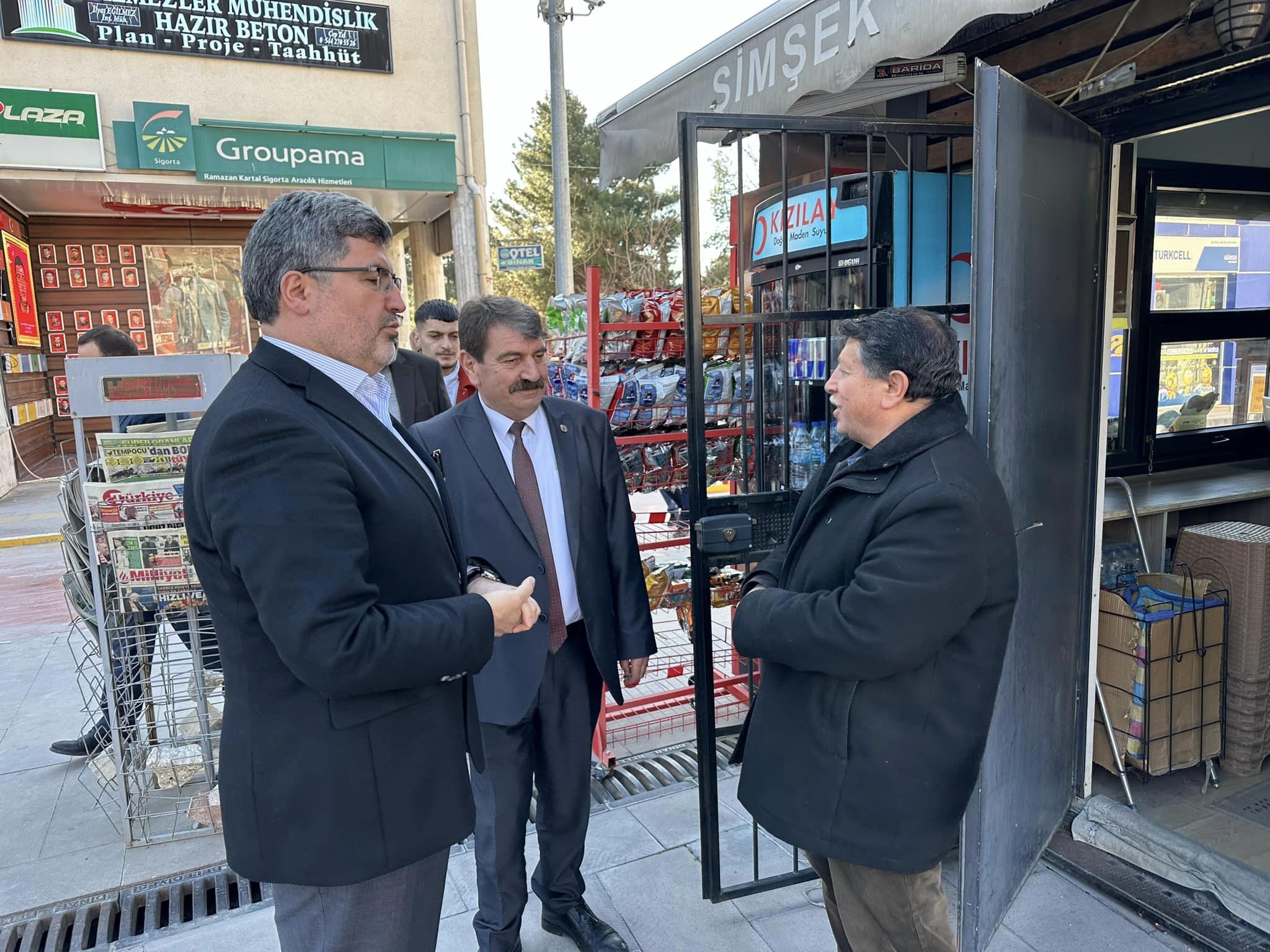 Özkaya   ve Sarı Dinar esnafını ziyaret etti