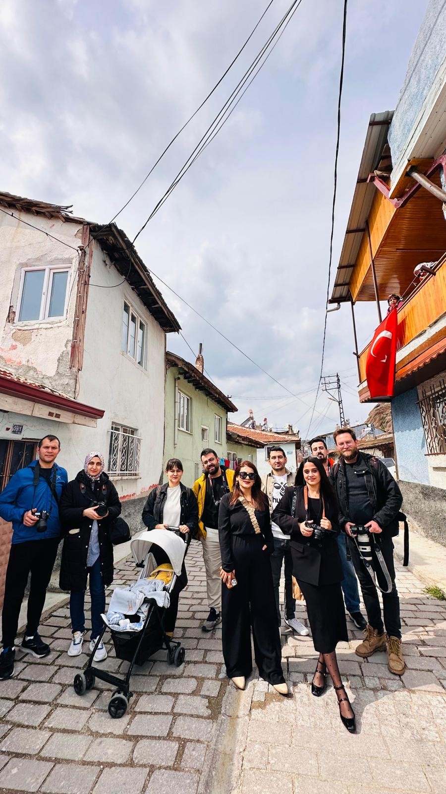 Fotoğraf Severler İşi Uzmanından Öğreniyor