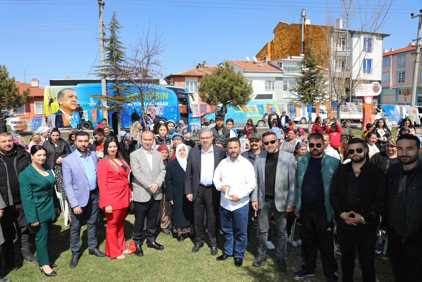 ROMANLARA YAPILAN AYRIMCILIĞI GEÇMİŞE GÖMDÜK