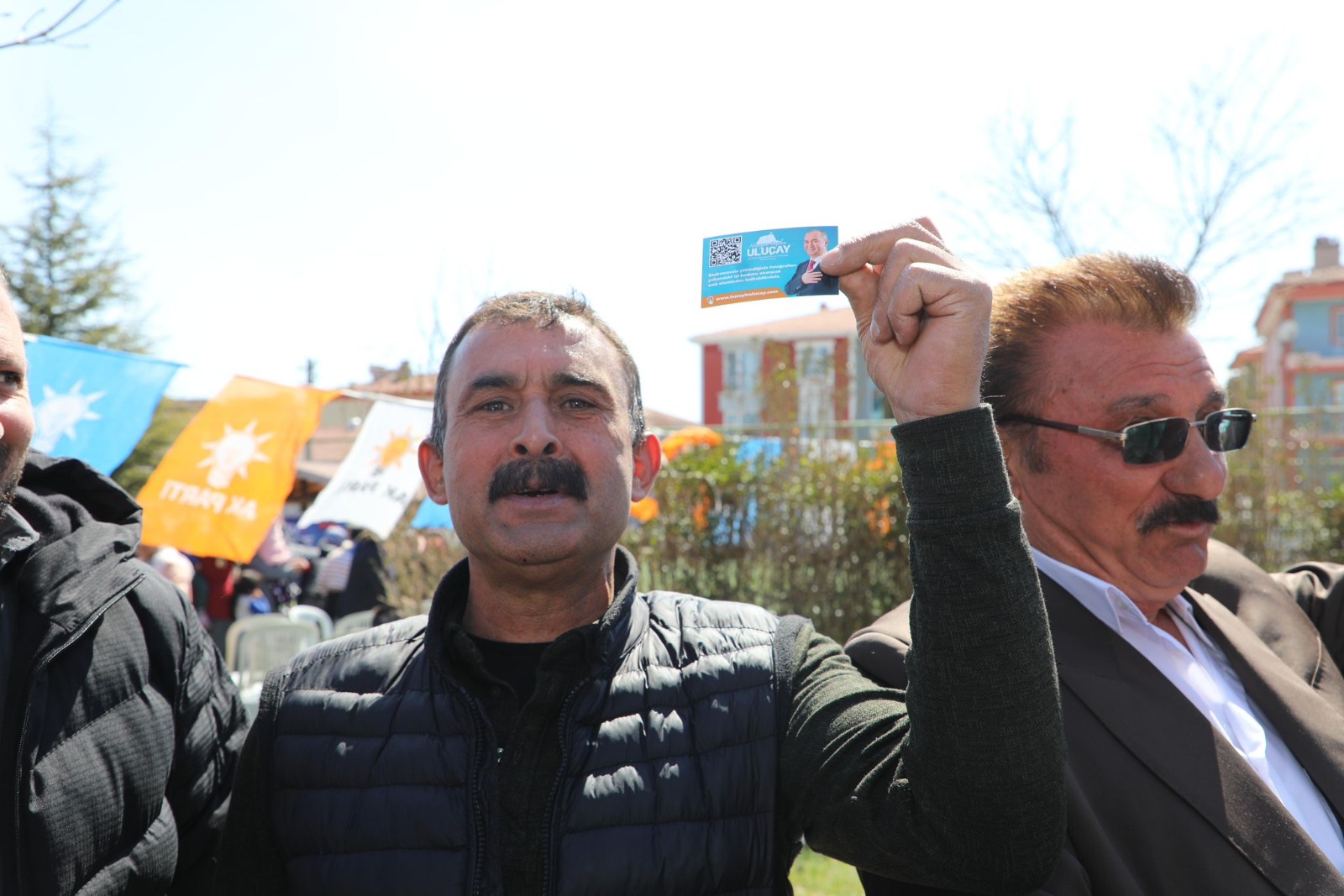 ROMANLARA YAPILAN AYRIMCILIĞI GEÇMİŞE GÖMDÜK
