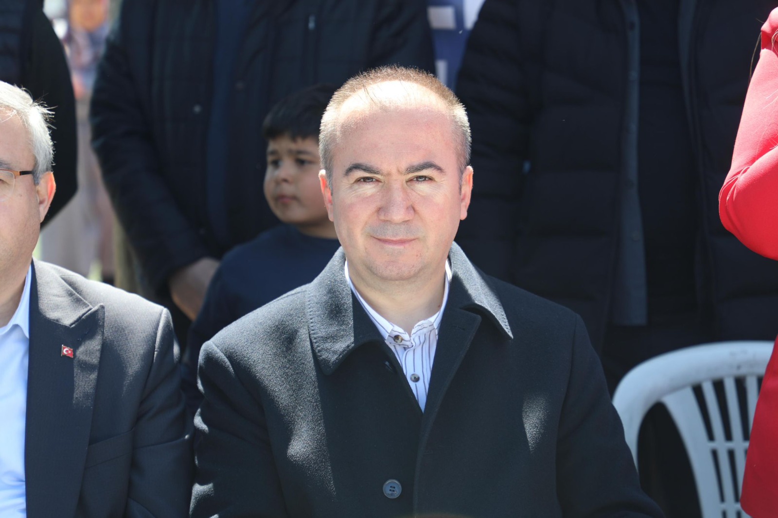 ROMANLARA YAPILAN AYRIMCILIĞI GEÇMİŞE GÖMDÜK