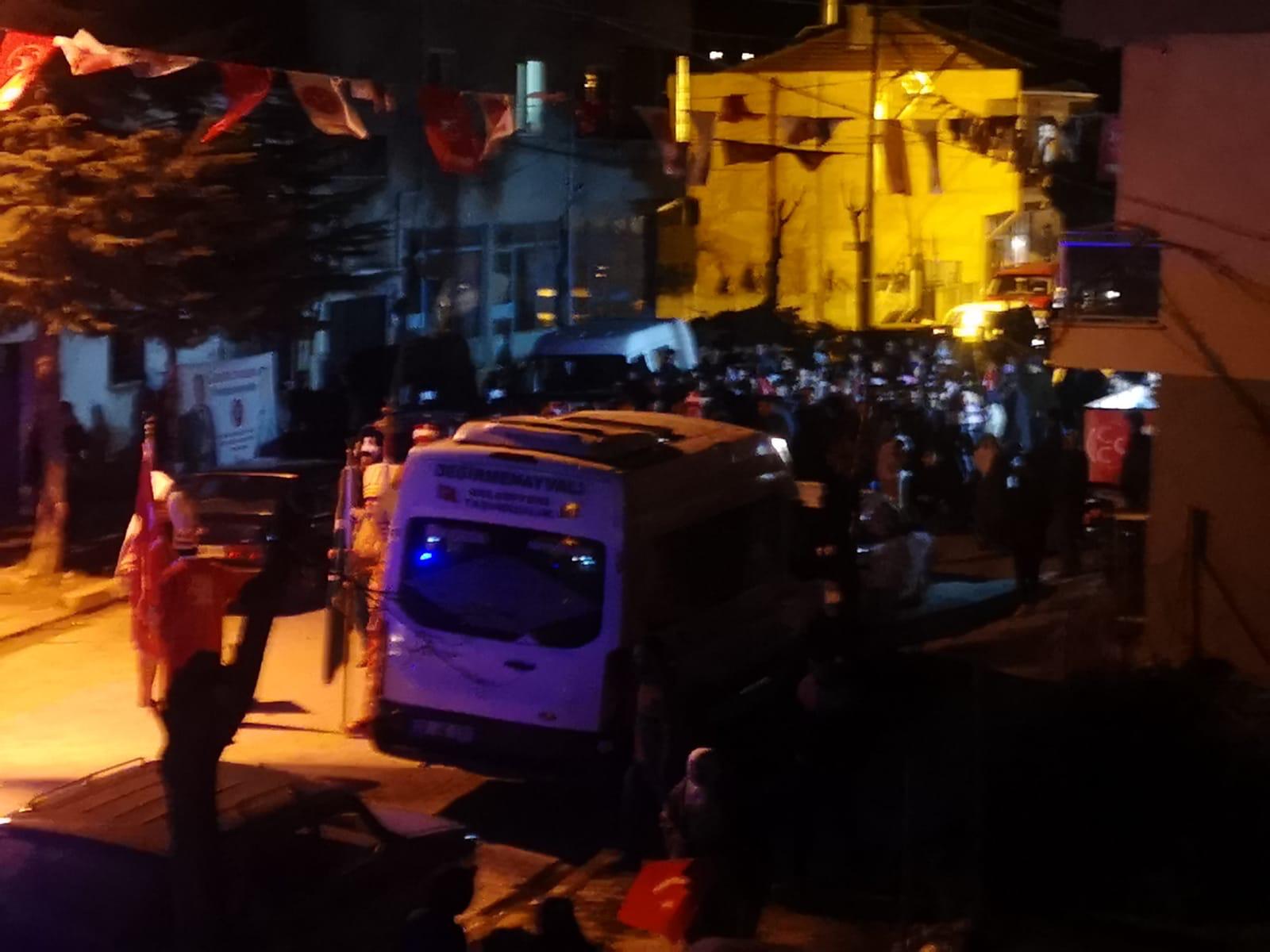 MHP'DEN MEŞALELİ TÖREN