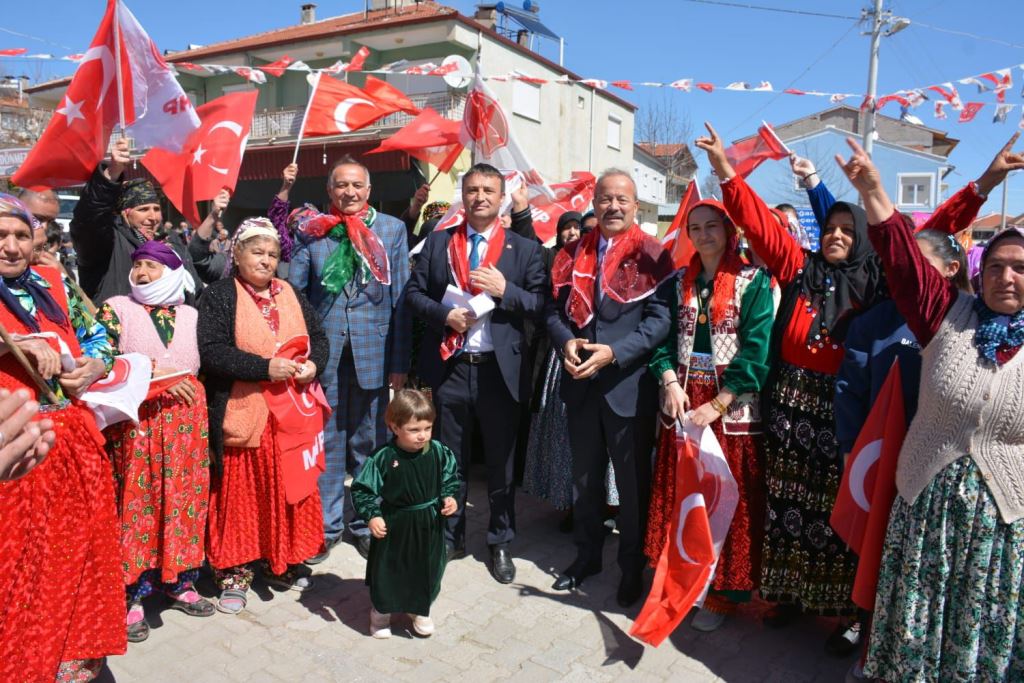 MİLLETVEKİLİ TAYTAK'A MİTİNG GİBİ KARŞILAMA
