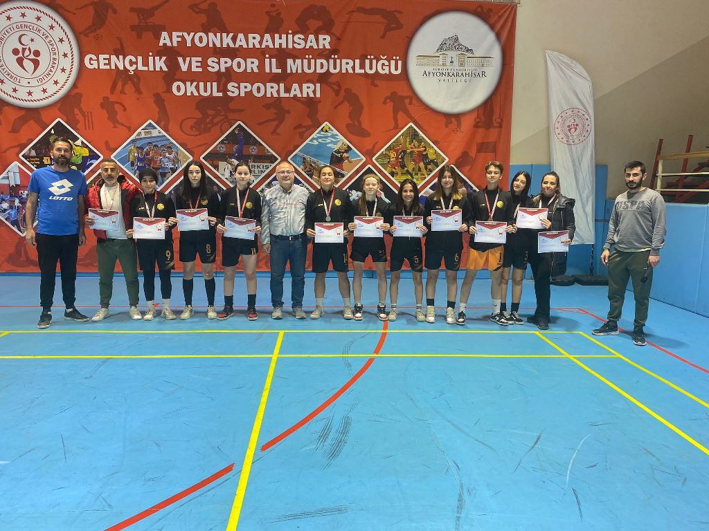 FUTSAL GRUP MÜSABAKALARI TAMAMLANDI