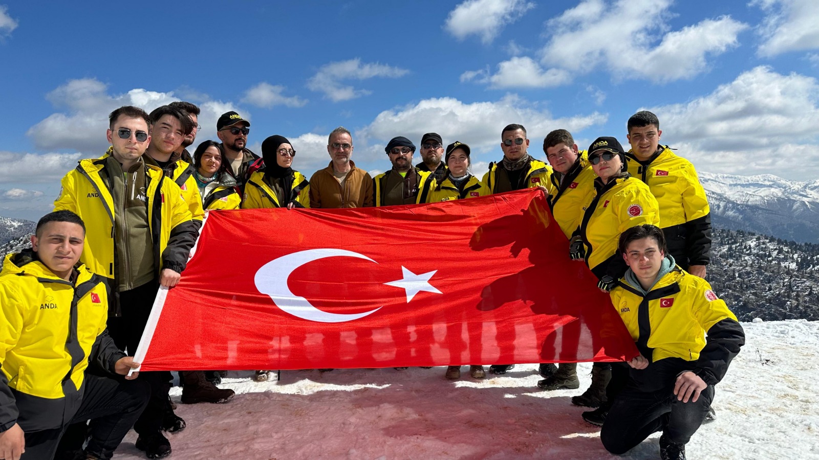 AFYON ANDA EKİBİNDEN VEFA TIRMANIŞI
