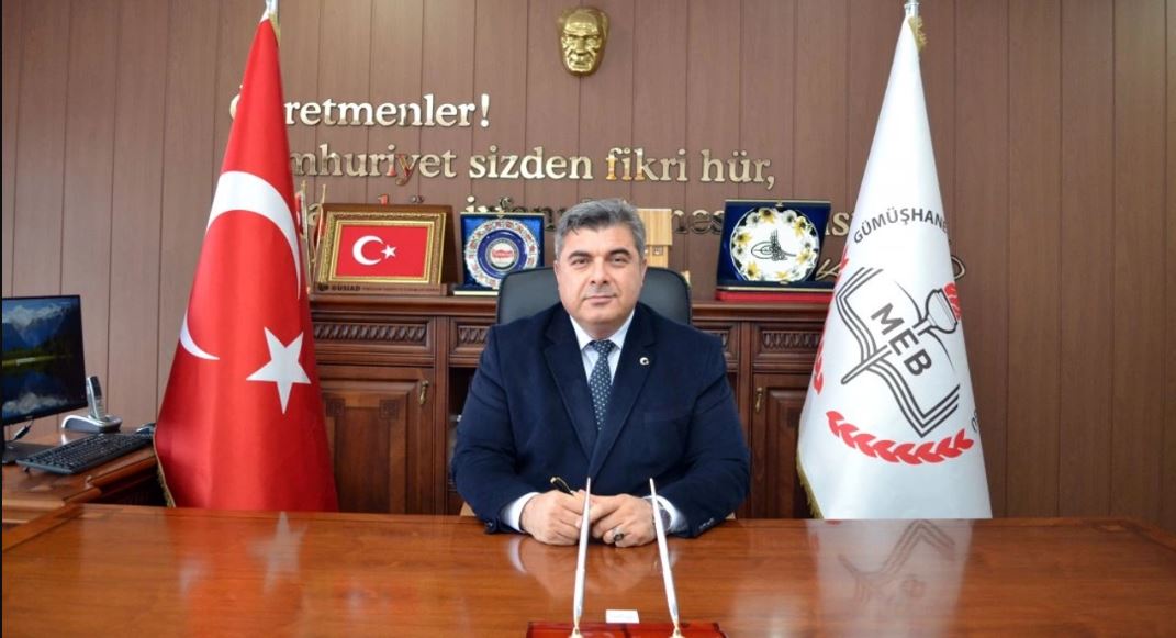 SÜNNETCİ: "KÜTÜPHANE BEŞERİYETİN HAFIZASIDIR"